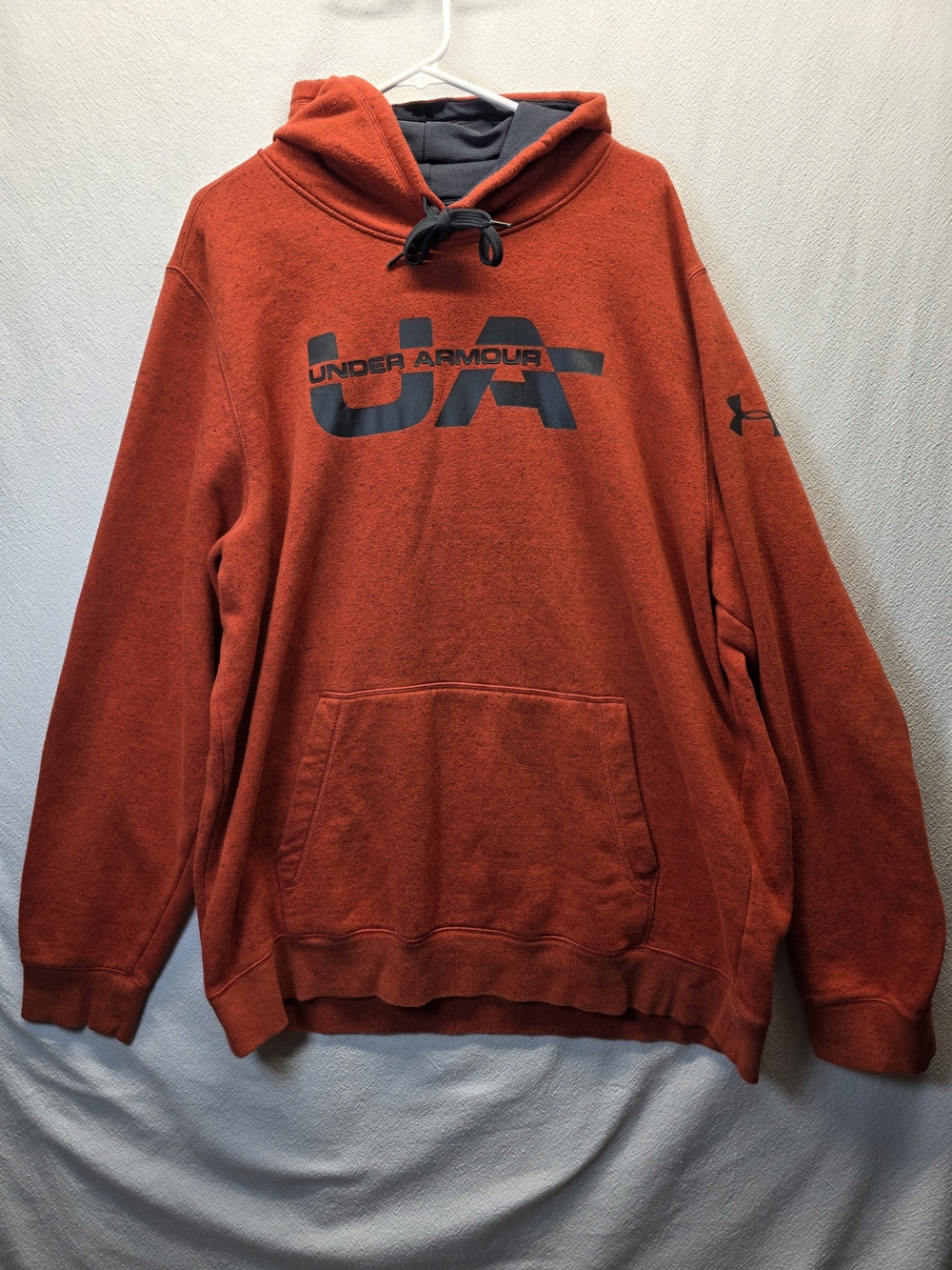 Under Armour Men's Orange UA Logo Hoodie Kangaroo Front Pocket Size XXL - Picture 1 of 11